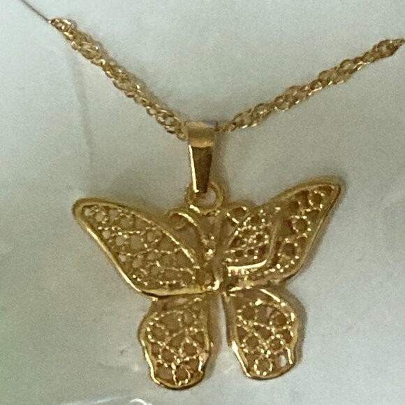 Neiman Marcus 18k Gold Plated Butterfly Necklace - Picture 5 of 6